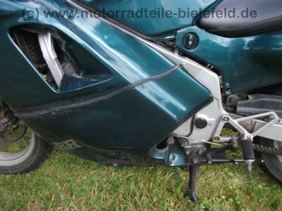 Honda_CBR_600_F_PC19_gruen_Sitzbank_neu_Sonderverkleidung_vorn_-_wie_PC23_CBR_1000_F_SC21_74.jpg