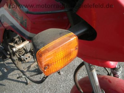 Kawasaki_GPZ_305_BD_Belt-Drive_Twin_rot_Kopfschaden_Riemen_OK_-_wie_KZ_Z_CSR_250_305_19.jpg