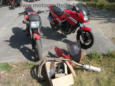 Kawasaki_GPZ_500_S_EZ92_rot_Laser_Auspuff_2-1_2_in_1_Pferrer_Verkleidung_44kW_60PS_EX_500_A_-_wie_LE_KLE_EN_450_500_A_D_10.jpg