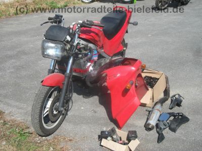 Kawasaki_GPZ_500_S_EZ92_rot_Laser_Auspuff_2-1_2_in_1_Pferrer_Verkleidung_44kW_60PS_EX_500_A_-_wie_LE_KLE_EN_450_500_A_D_13.jpg
