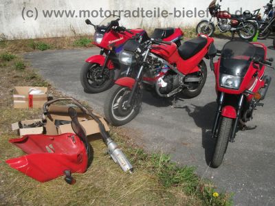 Kawasaki_GPZ_500_S_EZ92_rot_Laser_Auspuff_2-1_2_in_1_Pferrer_Verkleidung_44kW_60PS_EX_500_A_-_wie_LE_KLE_EN_450_500_A_D_7.jpg