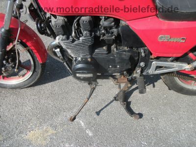 Kawasaki_GPZ_550_UT_rot_KZ550B_46kW_Auspuff_BSM_Future_4-1_4in1_-_wie_Z_KZ_500_550_750_A_B_C_D_E_F_H_LTD_26.jpg