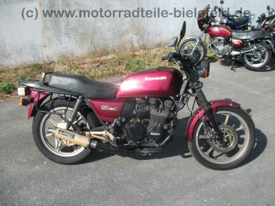 Kawasaki_GT_550_KZ550G_37kW_Kardan_weinrot_Auspuff_LASER_4-1_4in1_Koffer-Traeger_HAGON_Federbeine_Sturzbuegel_-_wie_Z_KZ_ZX_550_750_A_B_E_F_H_49.jpg