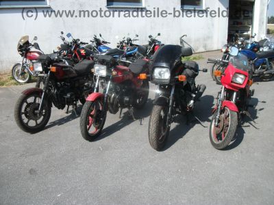 Kawasaki_GT_550_KZ550G_37kW_Kardan_weinrot_Auspuff_LASER_4-1_4in1_Koffer-Traeger_HAGON_Federbeine_Sturzbuegel_-_wie_Z_KZ_ZX_550_750_A_B_E_F_H_67.jpg