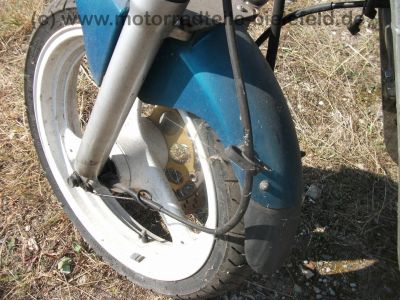 Suzuki_GS_500_E_GM51B_tuerkis_Crash_-_wie_GS_500_U_EU_JS1BK_GM51A_33.jpg