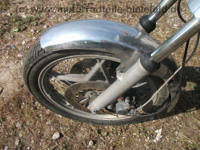 Suzuki_GS_550_E__original_schwarz-rot_Gepaeck-Traeger_-_wie_GS_400_500_750_D_E_L_T_21.jpg