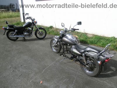Kawasaki_BN_125_Eliminator_grau_Motorschaden_Chopper_Cruiser_1.jpg