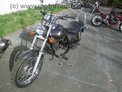 Kawasaki_BN_125_Eliminator_grau_Motorschaden_Chopper_Cruiser_9.jpg