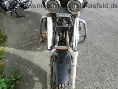 Honda_CBX_650_E_RC13_schwarz_3x_GIVI_Wingrack_Sito_Auspuff_Sturzbuegel_-_wie_CBX_550_750_F_F2_PC04_RC17_28.jpg