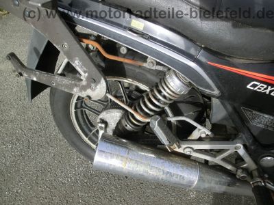 Honda_CBX_650_E_RC13_schwarz_3x_GIVI_Wingrack_Sito_Auspuff_Sturzbuegel_-_wie_CBX_550_750_F_F2_PC04_RC17_69.jpg