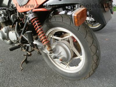 Suzuki_GS_650_G_KATANA_teilzerlegt_orig__Auspuff_-_wie_GS_500_550_750_1100_D_E_G_ES_EF_Katana_16.jpg