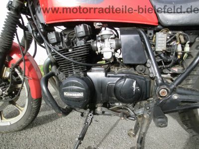 Kawasaki_GT_550_rot_2x_Koffer_motad_Auspuff_4in1_Sturzbuegel_KZ_550_GT_Kardan-Tourer_-_wie_KZ_Z_GPZ_400_500_550_750_1100_J_E_UT_GT_20.jpg