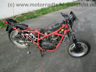 Honda_VF_400_F_NC13_nackt_-_wie_VT_500_E_PC11_VF_500_F_F2_PC12_VF_750_F_RC15_39.jpg