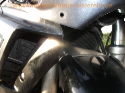 Yamaha_FZR_600_3HE_schwarz-grau_Doppel-Scheinwerfer_crash_Motor_OK_47.jpg
