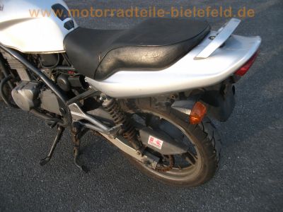 Kawasaki_ER-5_ER_500_A_Twister__silber-grau_Tankbeulen_-_wie_EN_EX_KLE_LE_500_40.jpg