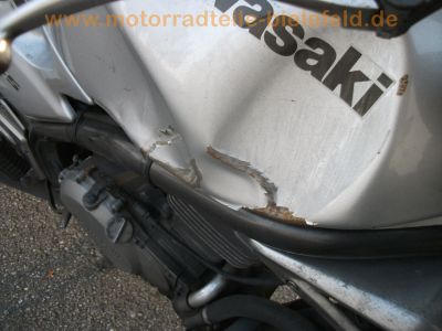Kawasaki_ER-5_ER_500_A_Twister__silber-grau_Tankbeulen_-_wie_EN_EX_KLE_LE_500_57.jpg