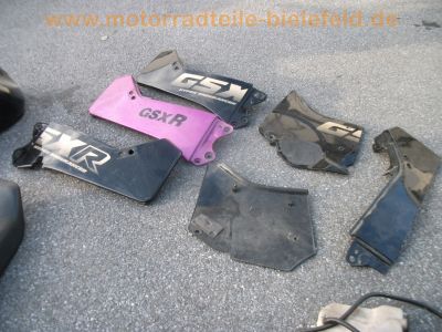 Suzuki_GSX-R_1100__GU74C_Ersatz-Teile_spare_parts_Verkleidung_Raeder_-_wie_GSX_750_R_GR75A_1.jpg