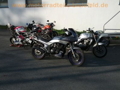 Honda_CBR_600_F_PC25_rot-weiss_CRASH_Hinterrad_7-Speichen_ENKEI_17_x_4_50_-_Auspuff__HM_MV9_E1_7.jpg