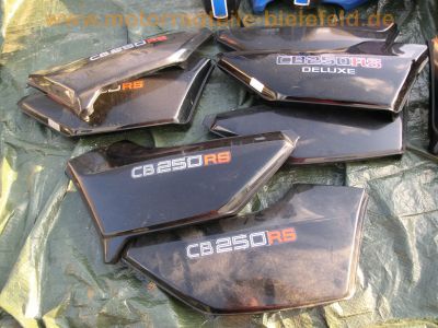Honda_CB_250_RS_MC02_DELUXE_Ersatzteile_spares_spare_parts_Neuteile_Tank_Motor_Auspuff_Sitz_etc__133.jpg