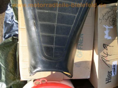Honda_CB_250_RS_MC02_DELUXE_Ersatzteile_spares_spare_parts_Neuteile_Tank_Motor_Auspuff_Sitz_etc__44.jpg