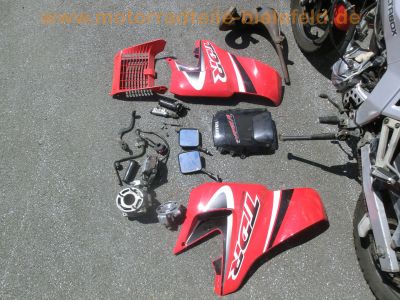Yamaha_TDR_125_5AN_rot_mit_Scheibe_neuer_Zylinder_4FU_-_wie_TZR_DT_125_R__7_.jpg