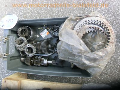 Kawasaki_KZ_650_B_Ersatz-Teile_spares_spare_parts_-_Sitzbank_Zylinder-Kopf_Vergaser_39.jpg