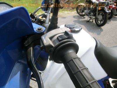 Honda_NX_650_Dominator_RD02_weiss_Hauptstaender_GIVI_Koffer-Traeger_-_wie_XR_SLR_FMX_650_RD06_RD08_RD09_Vigor_8.jpg