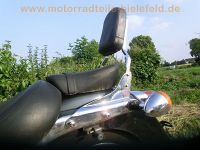 Honda_VT_125_C_SHADOW_JC29_schwarz_Chopper-Scheibe_Sissy-Bar_-_wie_XL_125_V_JC32_Varadero_CA_125_Rebel_JC26_JC24_71.jpg