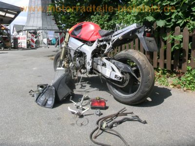 Honda_VTR_1000_SP-1_SC45_Sturz_-_wie_SP-2_RVT_1000_R_SC51_VTR_1000_Fireblade_SC36__2.jpg
