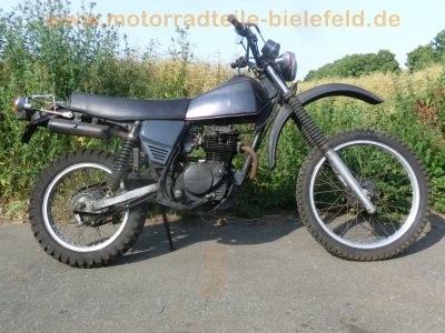 Kawasaki_KL_250_A_Klassik-Enduro_schwarz_-_wie_Z_KZ_200_A_250_LTD_42.jpg