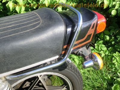 Suzuki_GS_550_E_schwarz_LED_orig__-_wie_GS_400_500_550_750_1000_D_E_L_M_47.jpg