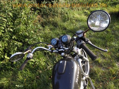 Honda_CM_400_T_NC01_schwarz_Chopper_orig__Auspuff_HM_447_448_Heck-Buegel_Chrom-Fender_21.jpg