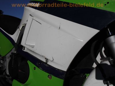 Kawasaki_GPZ_600_R_ZX600A_orig__weiss-gruen-blau_MRA_-_wie_ZX_GPX_600_750_R_B_C_22.jpg
