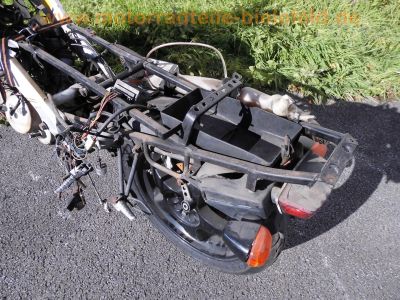 Aprilia_AF1_Futura_125_schwarz_FM_Motor_ROTAX_123_-_wie_Aprilia_RS_125_80_50_68.jpg