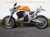 Suzuki_GSX-R_750_GR77B_orange_Street-Fighter_-_wie_GR77A_GR7AB_GSXR_1100_GU74C_GV73C_1.jpg