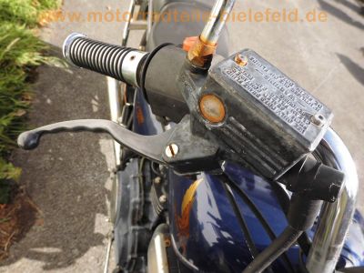 Honda_VF_750_C_RC09_MAGNA_blau_Chopper_Cruiser_25kW_Gepaecktraeger_vorverlegte_FISCHER_Fussrasten-Anlage_FS01_wie_VF_700_1100_C_S_F_RC21_RC28_42.jpg
