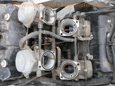 Honda_VFR_750_F_RC24_nackt_Ersatz-Teile_spare-parts_-_wie_RC36_CBR_600_1000_F_11.jpg