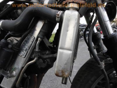 Honda_VFR_750_F_RC24_nackt_Ersatz-Teile_spare-parts_-_wie_RC36_CBR_600_1000_F_33.jpg
