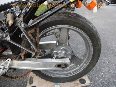 Honda_VFR_750_F_RC24_nackt_Ersatz-Teile_spare-parts_-_wie_RC36_CBR_600_1000_F_43.jpg