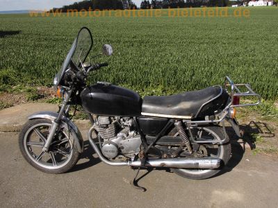 Yamaha_XS_400_2A2_OHC_Twin_schwarz_Chrom-Gepaecktraeger_-_wie_XS250_1U5_XS360_1U4_SE_4G5_10.jpg