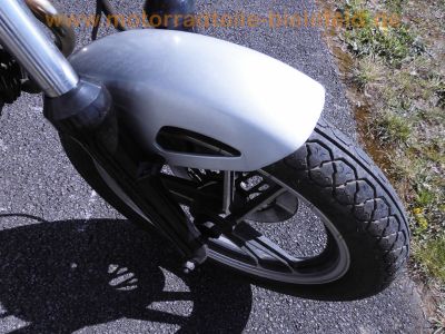 Suzuki_GSX_400_E_GK53C_schwarz_Koni_Federbeine_orig__Auspuff_-_wie_GS25X_GS40X_GSX400E_31.jpg