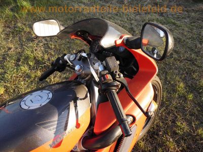 Honda_NSR_125_R_JC22_rot_2-Takter_-_wie_JC20_CBR_125_R_JC34_JC39__13.jpg