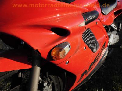 Honda_NSR_125_R_JC22_rot_2-Takter_-_wie_JC20_CBR_125_R_JC34_JC39__43.jpg