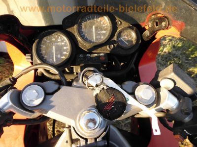 Honda_NSR_125_R_JC22_rot_2-Takter_-_wie_JC20_CBR_125_R_JC34_JC39__49.jpg