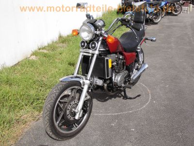 Honda_V45_Magna_750_C_RC07_rot_hohe_Sissy-Bar_Chopper_Cruiser_-_wie_Honda_VF_700_750_C_RC09_RC21_RC28_Super_Magna_7.jpg
