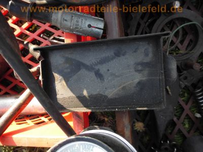 Honda_CB_350_F_Four_rot_FZR-Gabel_Ersatz-Teile_spare-parts_-_wie_CB_400_500_550_750_F_Four__79.jpg