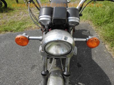 Suzuki_GS_550_L_Chopper_rot_Sturzbuegel_-_wie_GS_400_500_550_750_1000_D_E_T_L__76.jpg