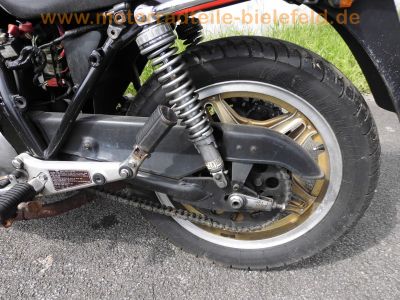 Honda_CB_750_F2_Boldor_RC04_rot-schwarz_in_SC01_Rahmen_Haensle_4-1_Auspuff_Stahlflex_-_wie_CB_900_F_F2_SC09_18.jpg