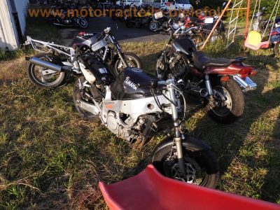 Yamaha_FZX_700_FAZER_1UG_Canada-Modell_Dragster_Muscle-Bike_-_wie_FZ_FZX_750_-_kleine_V-Max_1200_2.jpg