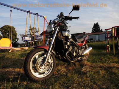 Yamaha_FZX_700_FAZER_1UG_Canada-Modell_Dragster_Muscle-Bike_-_wie_FZ_FZX_750_-_kleine_V-Max_1200_29.jpg